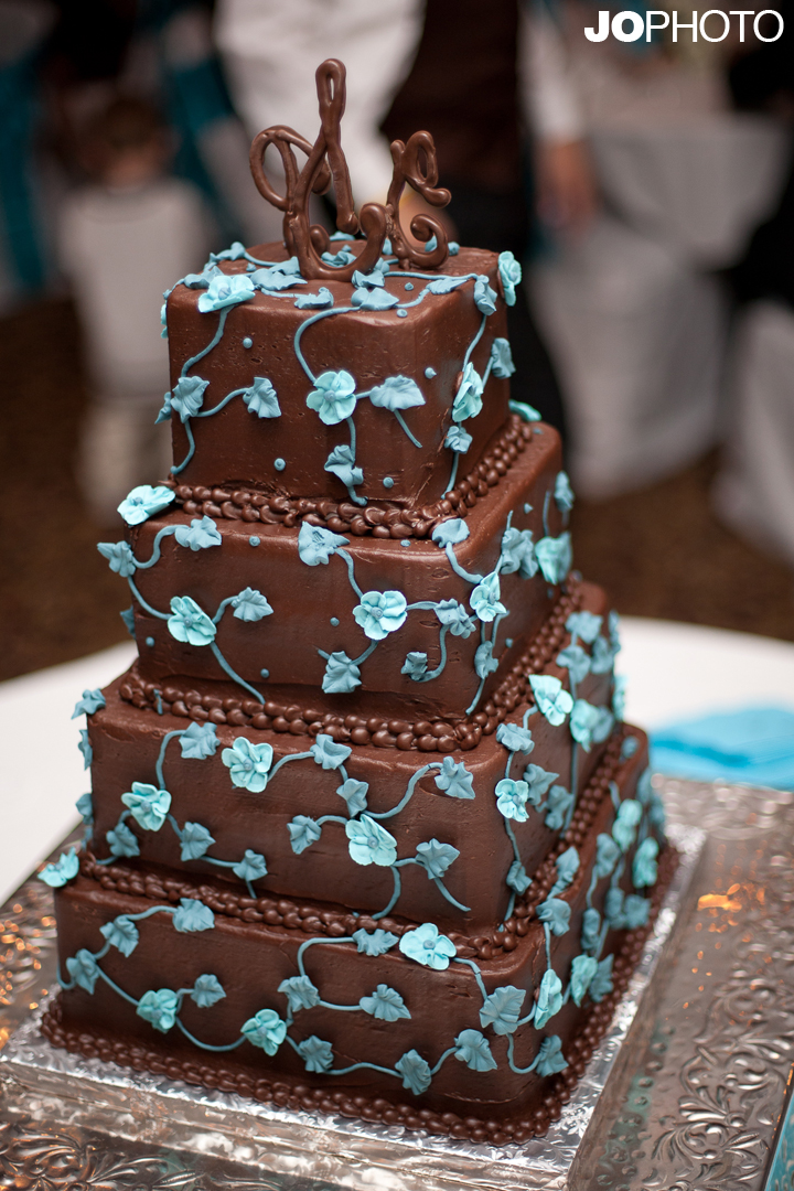 brown and teal wedding cake