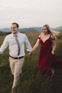 What To Wear For Engagement Photos